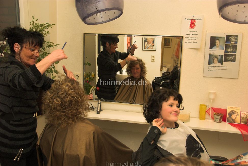 6060 08 Mom Set vintage rollers daughters controlled