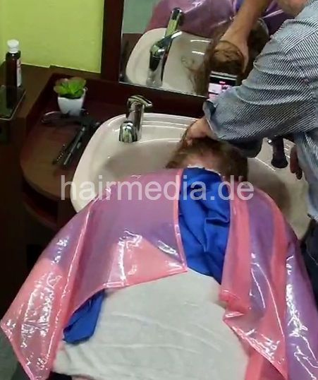 2302 TK forward shampoo and wetset by barber multicaped - ceilingcam