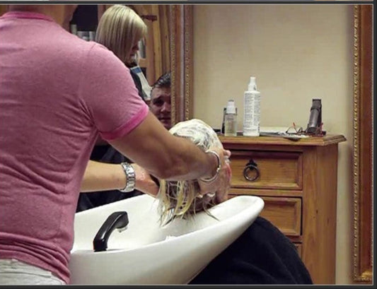 460 shampooing by barber