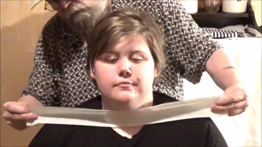 8156 hcd Gina getting a new Pixie Fade 19-11-15