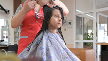 Load image into Gallery viewer, 1168 02 Melinda young girl salon cut and blow mom controlled