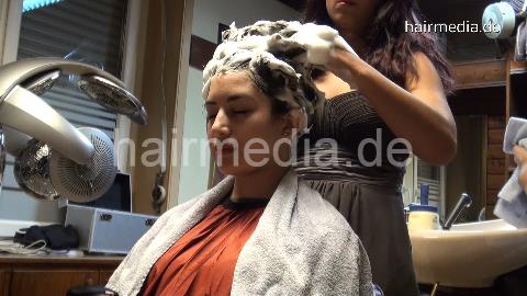 9075 02 Ilham thickhair by Kübra upright hairwash in salon chair