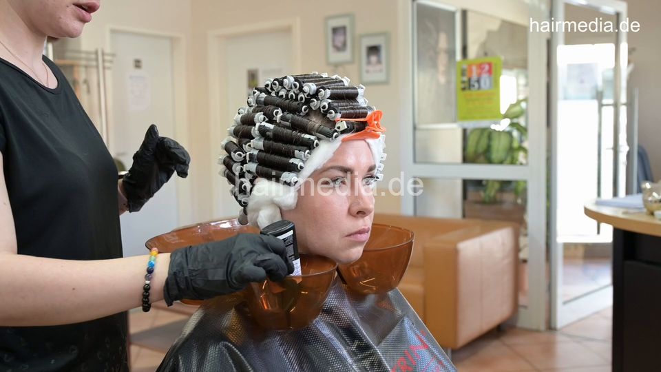 7203 Angelika 7 perm process Frankfurt salon Ukrainian barberette