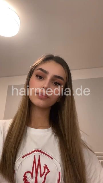 1076 AylinY introduction combing