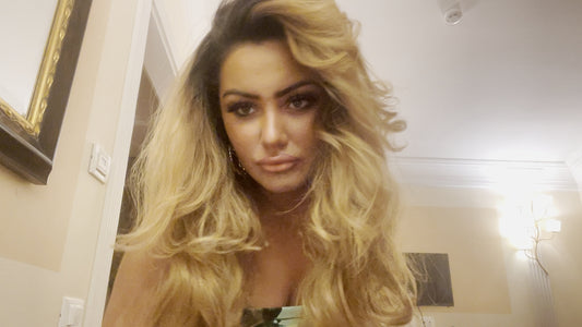 1164 Judy 02 before going to salon short clip from Rome hotel