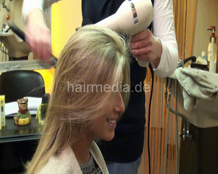 b016 KristinaB style blowdry