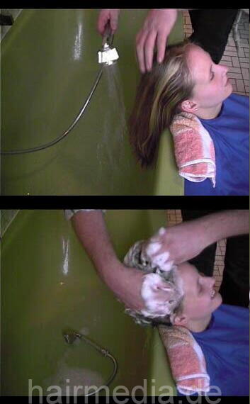 9127 NadineR Sister by barber at home backward at bathtub