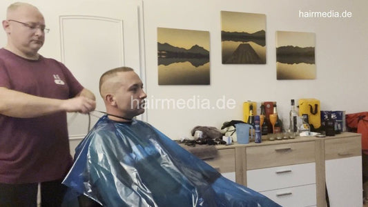 2012 20220503 home buzzing shampoo part and cold water prank