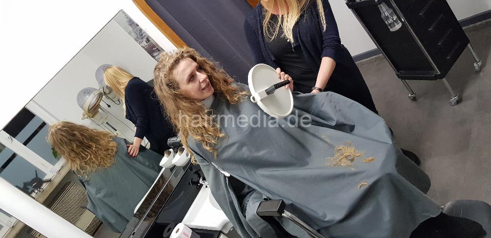 9088 Katharina curlygirlmethod drycut by MelanieM