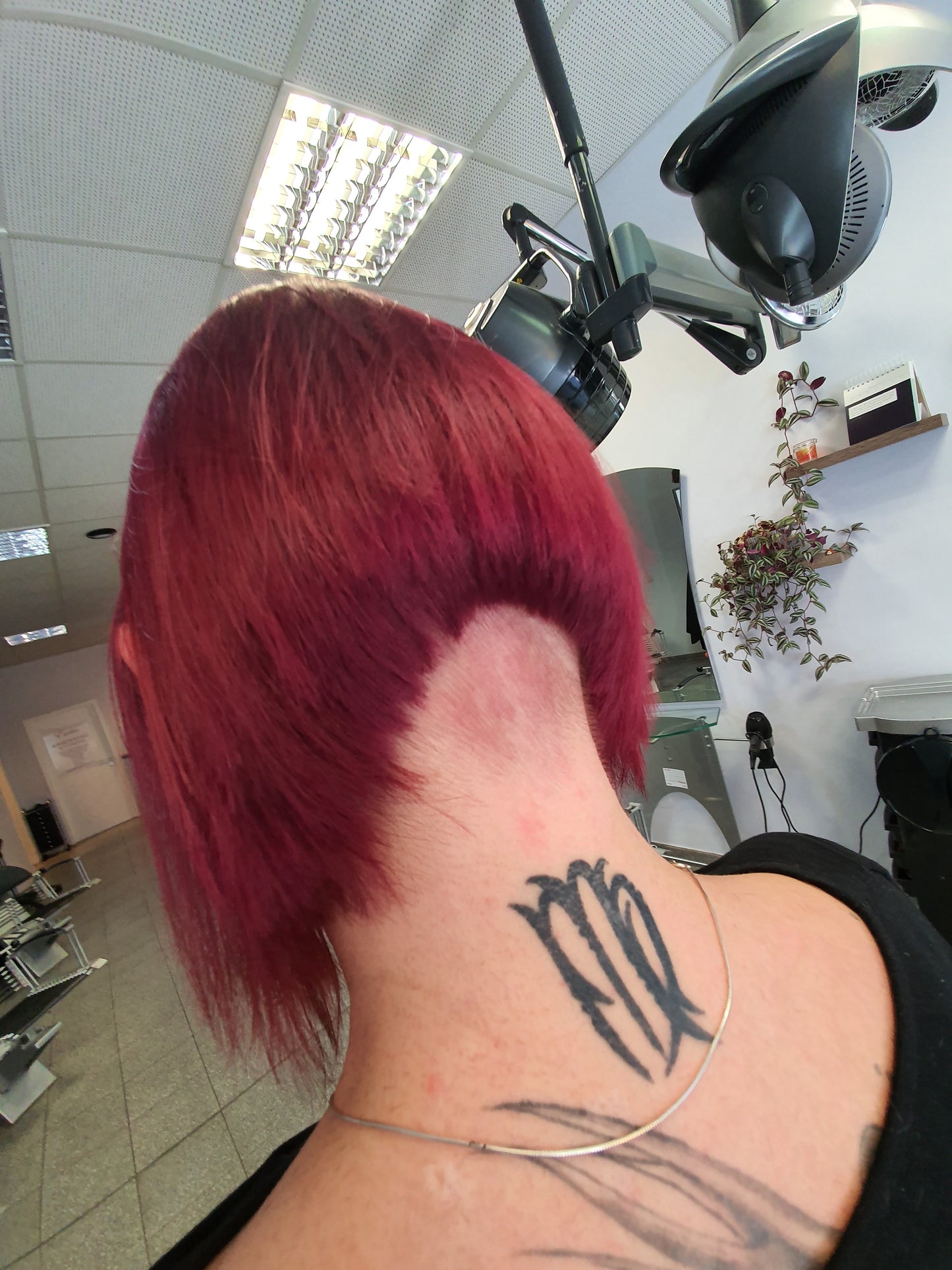 8154 CindyH by f2 cut aline bob napebuzz