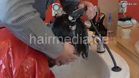 2021 Felix in leatherpants strong forwardwash hair ear and beard by barber in heavy red pvc cape