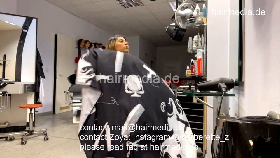 1050 221102 Zoya private salon livestream caping session