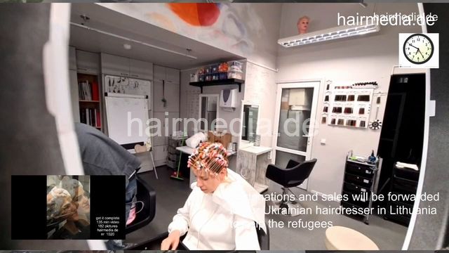 7201 Ukrainian hairdresser doing Lithuanian red head perm in Kaunas 220319