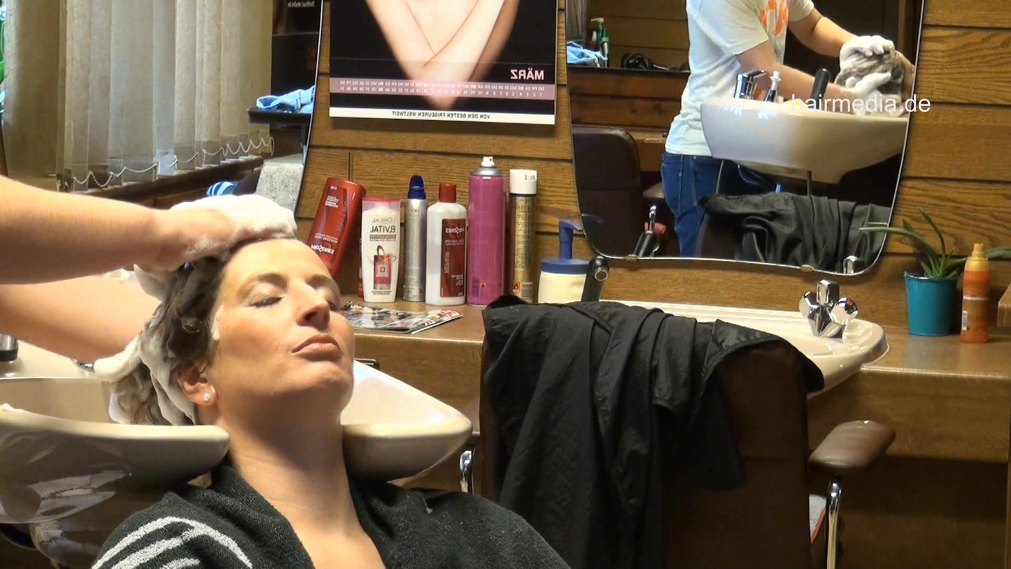 6136 NicoleSF 1 backward pampering salon backward extra long wash by KristinaB and young barber
