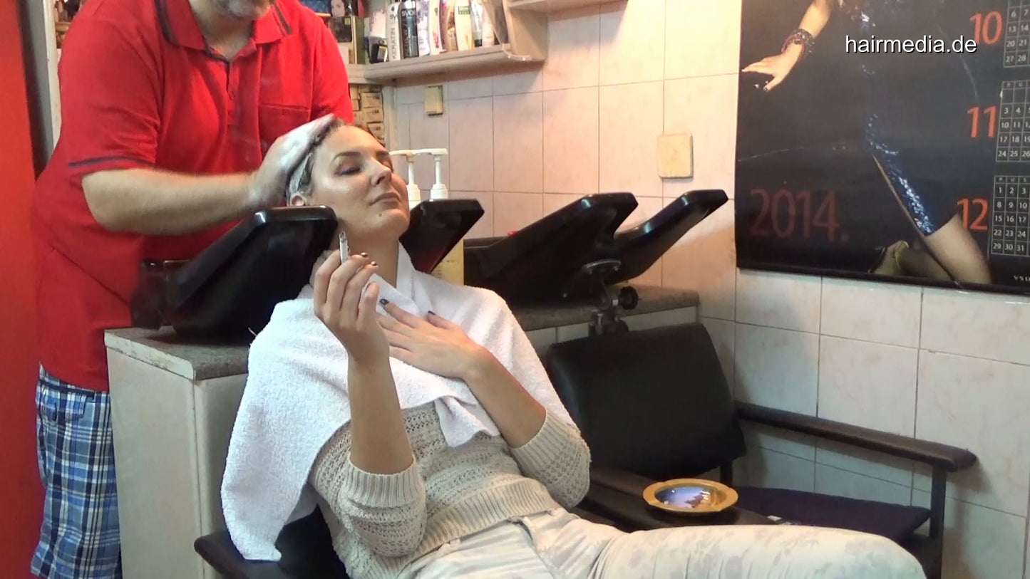 6196 Angelina 1 smoking shampooing by barber