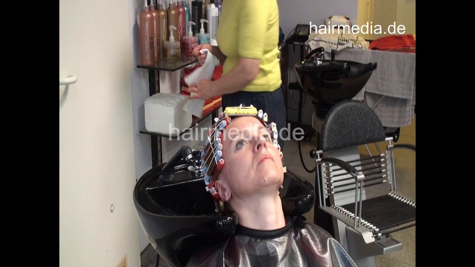 7202 Ukrainian hairdresser in Berlin 220515 6th 3 perm redhead Zoya controlled