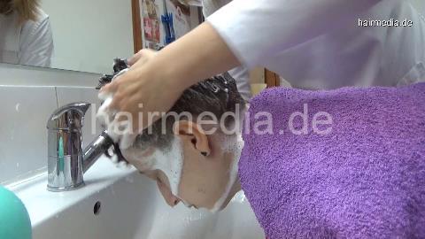 8400 Jovana 201024 forward hair ear and face wash