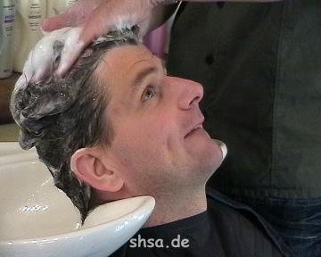 235 Dan shampooing 3 min video for instant download