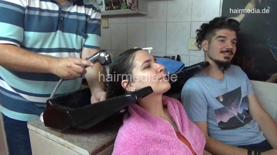 2022 AleksaT and DijanaT 2 girl by barber shampooing