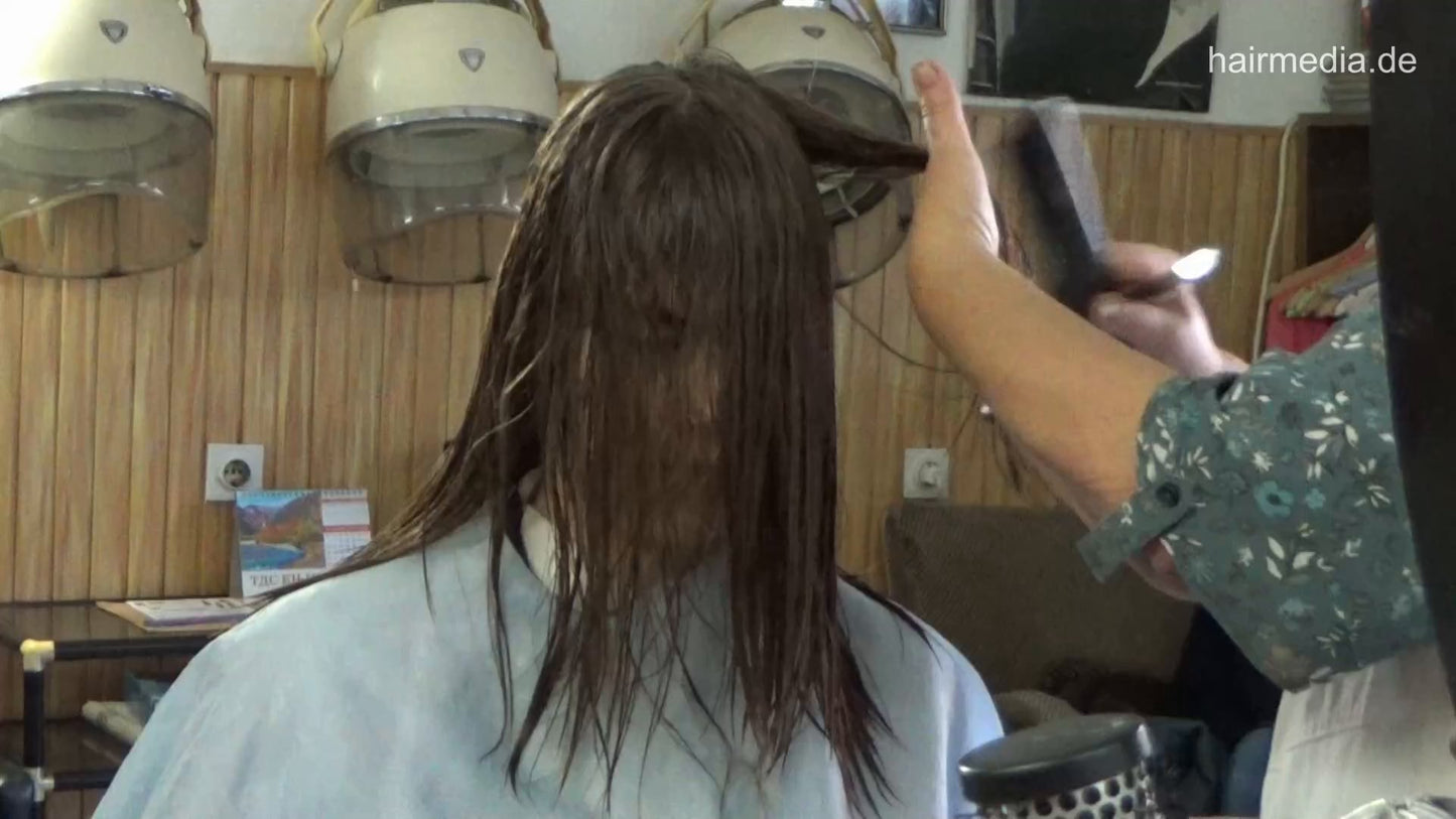 6212 IvanaK perm 2 haircut
