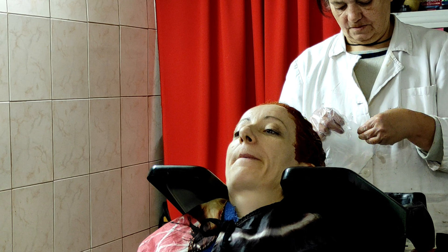 2023 Mom IvanaZ bleaching, cam 2
