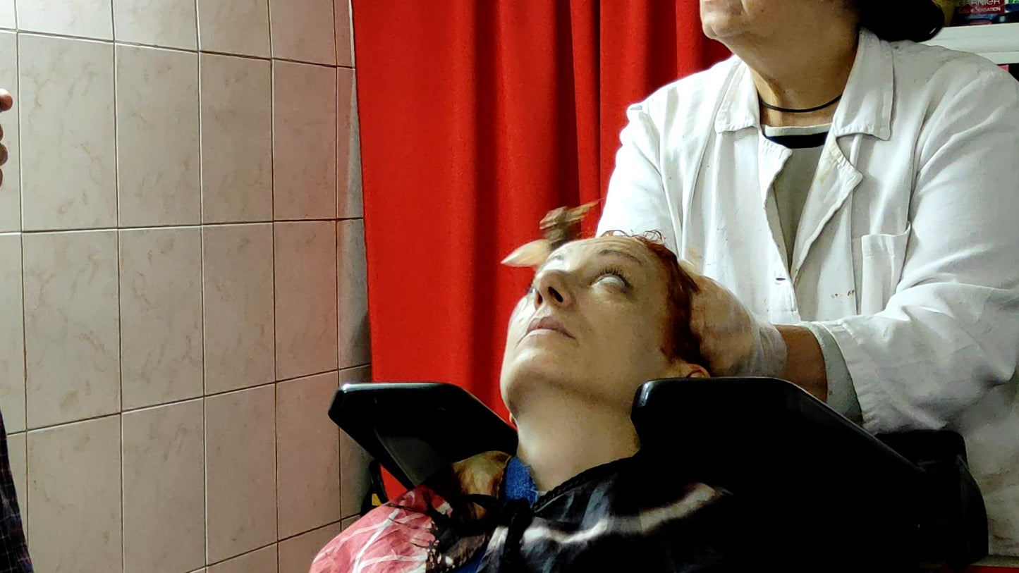 2023 Mom IvanaZ bleaching, cam 2
