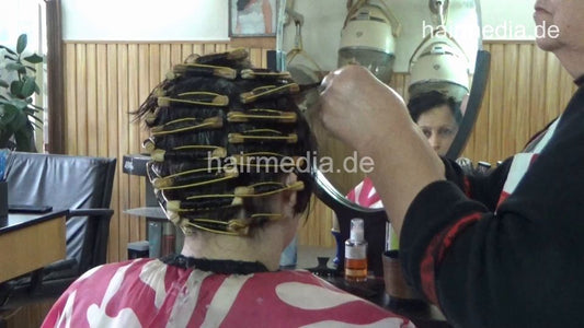 6217 Mother JelenaM and teen daughter MajaM: Mom perm