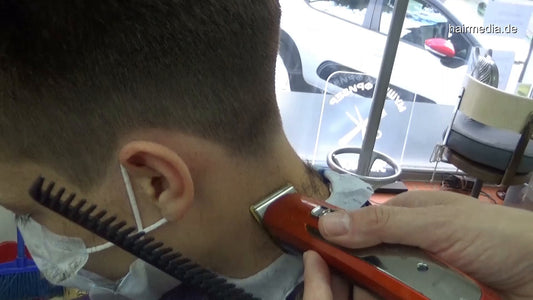 8400 Jovana 200925 buzzcut in facemask