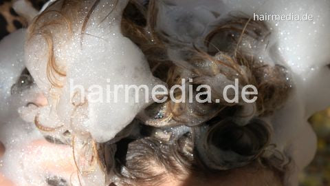 9085 Juana by ValentinaDG 3 outdoor shampooing