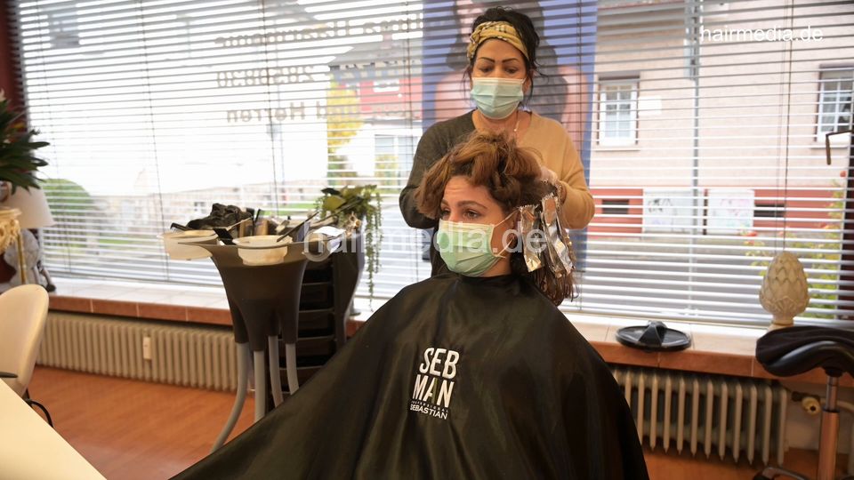 8158 MarieM 2111 1 bleaching highlighting torture