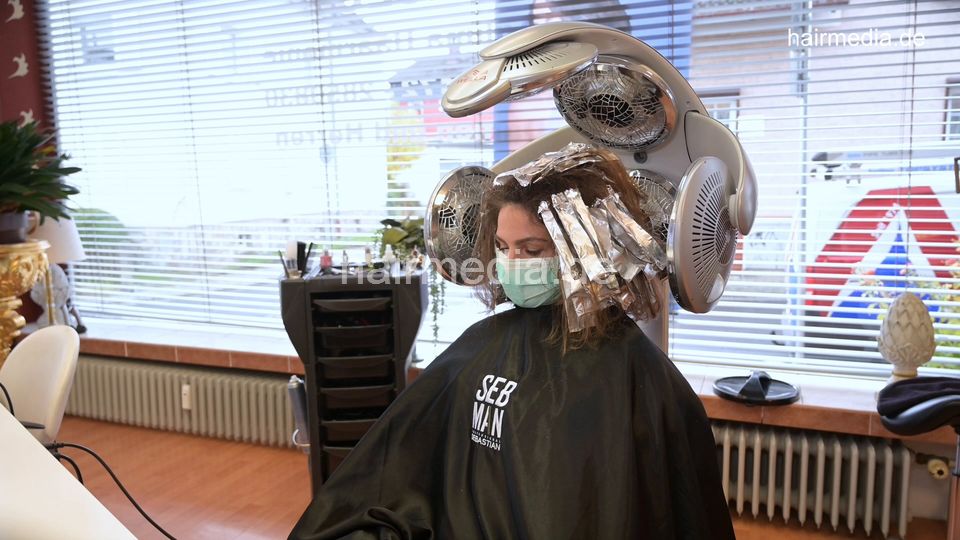 8158 MarieM 2111 2 bleaching highlighting torture