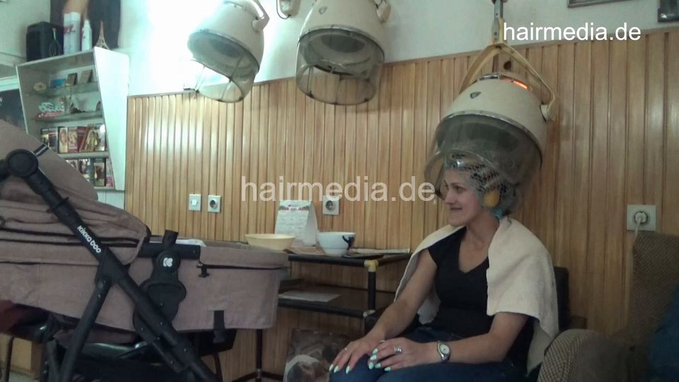 6217 Marija mom shampoo, haircut and set complete