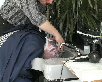 230 Nico by barber forward shampooing hair- and facewash