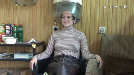 390 Tatjana wet set earprotected and haircut 12 min HD video for download