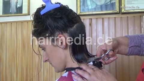 6196 09 Tammy haircut and blow, faceshield and hairspray by mature barberette