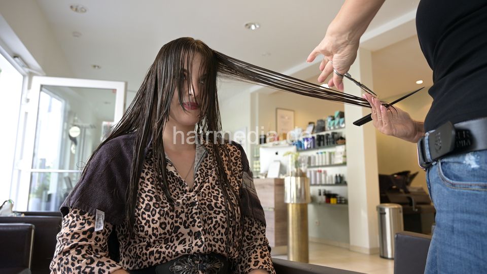 398 KseniaK ASMR haircut by Dzaklina