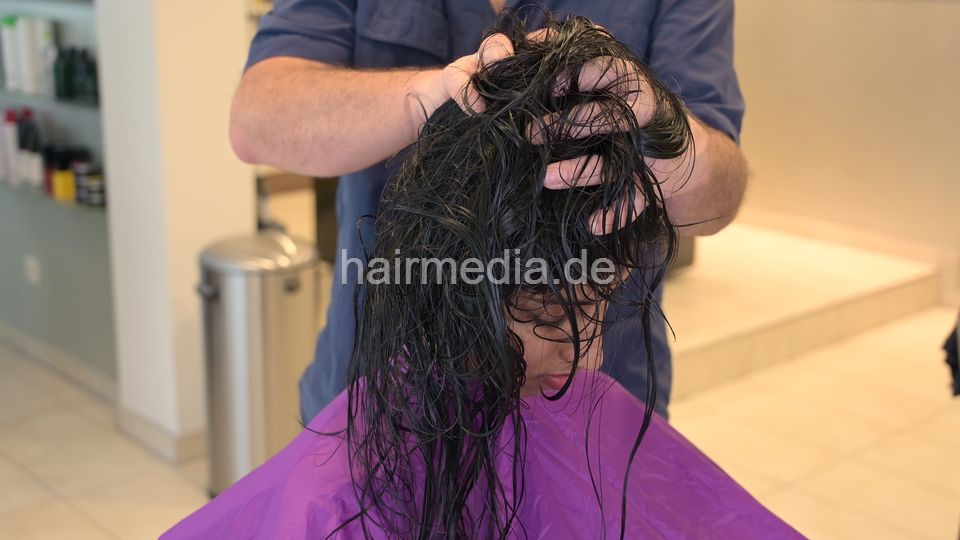 397 Indian hair model ASMR extrem long salon shampooing by barber