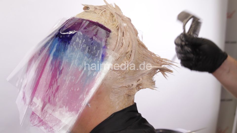 1184 Moldavia blonde hair painting