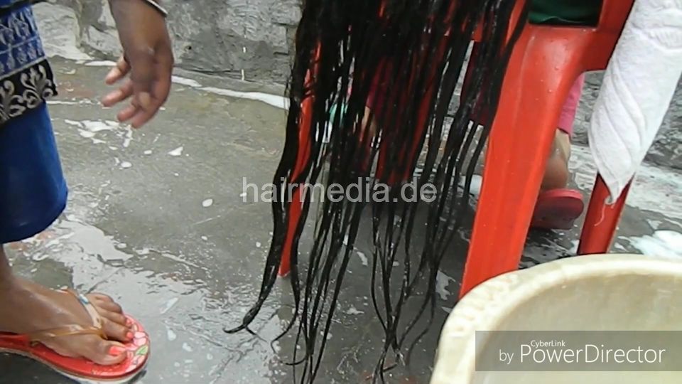 9149 Wet hair after shampoo of our Maid, she asked my girlfriend to do her shampoo.