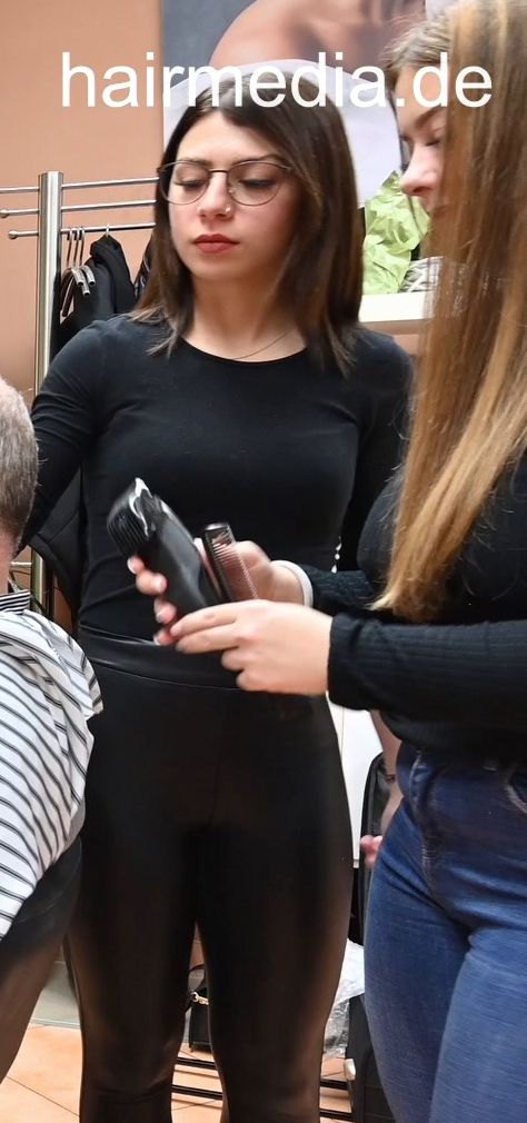 1222 YasminN and Alessia doing male client shampoo and haircut