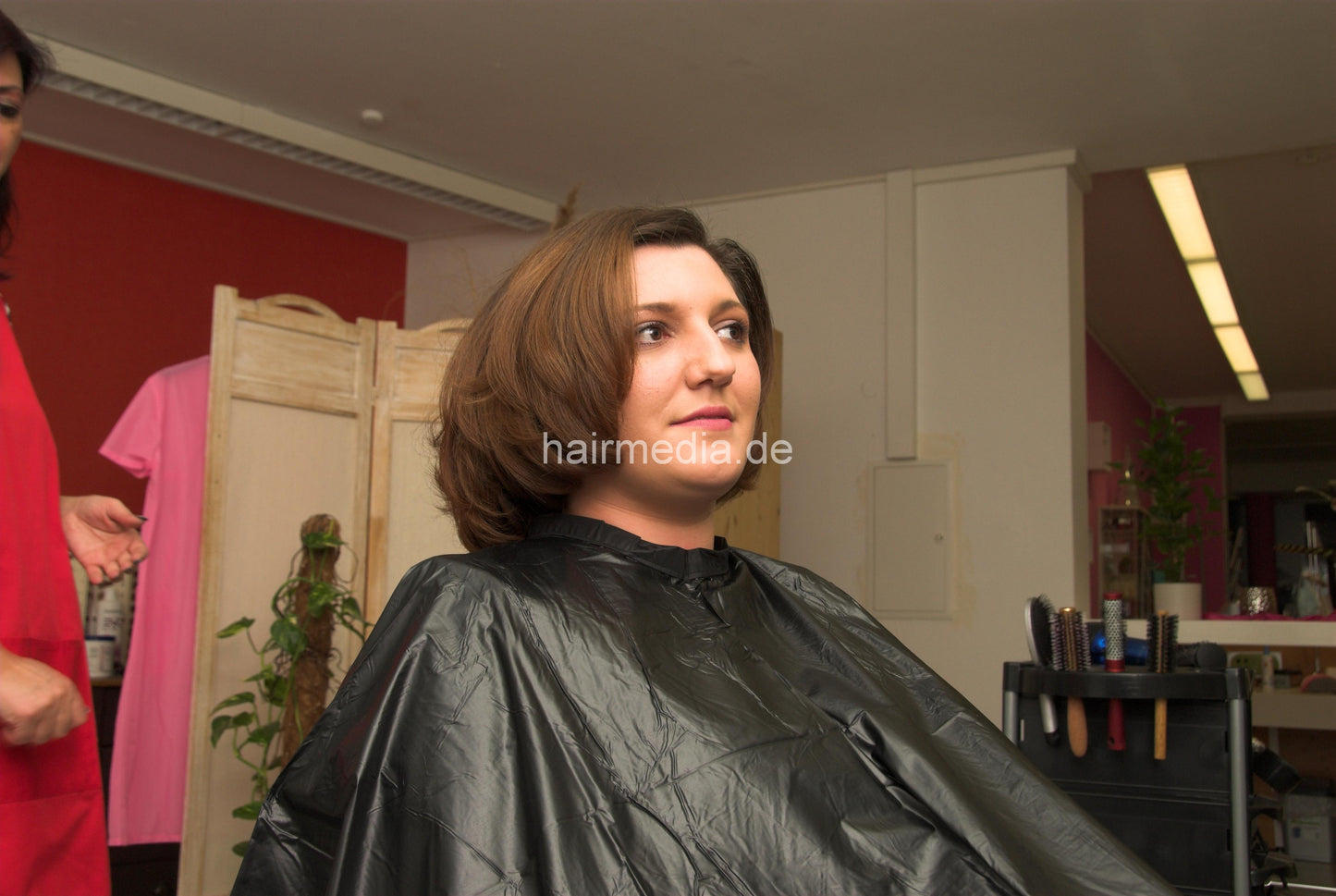 a0046 PVC shampoo cape black