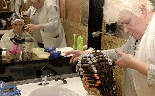 7028 Franziska 105 pictures for download