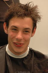 222 young guy Sascha headshave