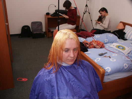 818 Cindy in hotel by hobbybarber truckdriver long to short and buzz