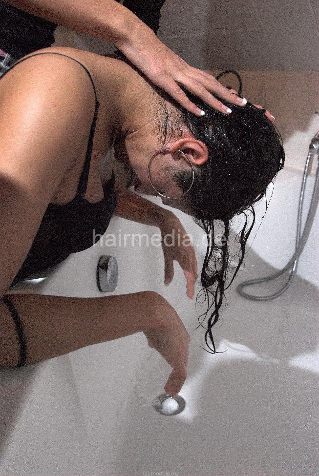 9105 Homeoffice - Marinela by AlisaF shampoo into dry hair technique