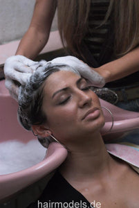 653 Marinela in kimono salon backward shampooing by topmodel AlisaF