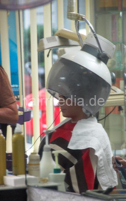 746 RebeccaW complete perm in Berlin Kurfuerstendamm hairdresser Friseursalon