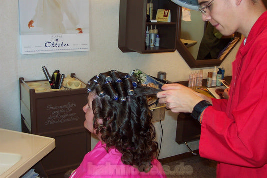 h027 Mom wet set by coated barber student