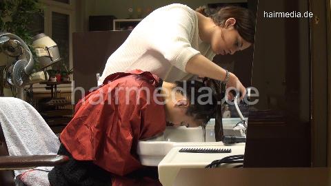 9073 06 CelineK by SaraG upright conditioner massage and rinse forward