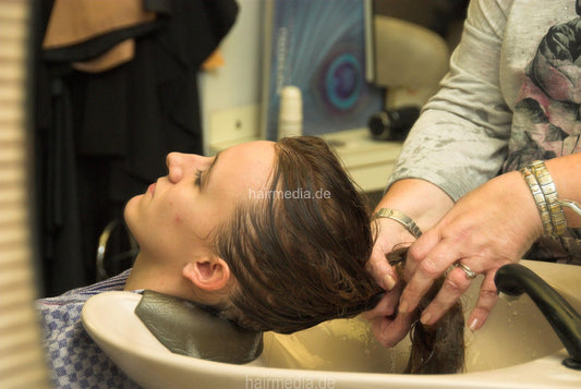 6152 3 StefanieL backward wash